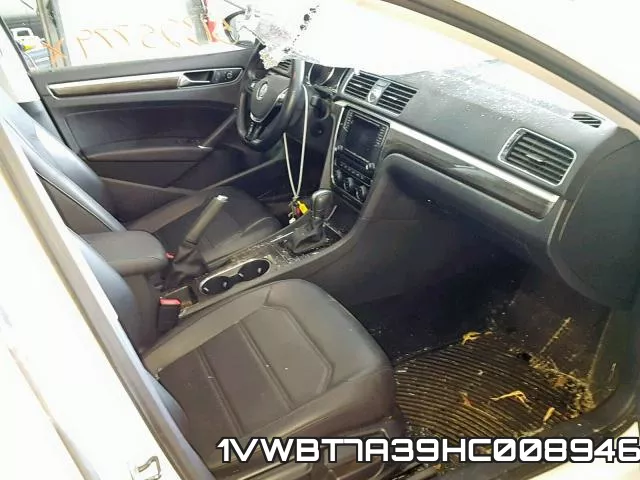 1VWBT7A39HC008946 фото 6