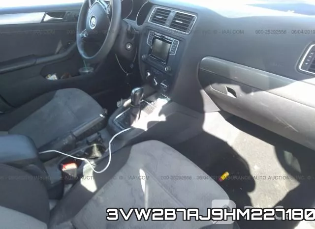 3VW2B7AJ9HM227180 фото 6