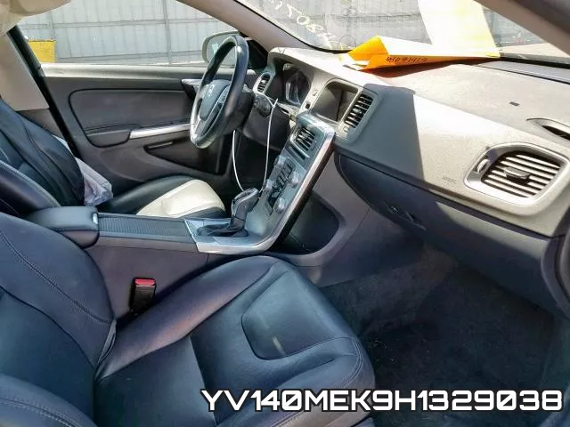 YV140MEK9H1329038 фото 6