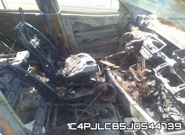 1C4PJLCB5JD544739 фото 6