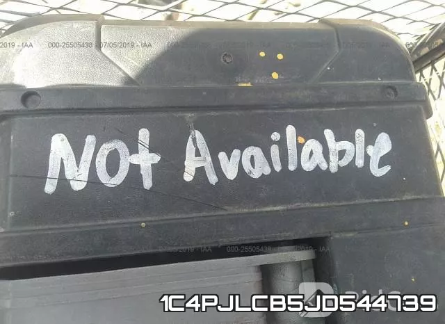 1C4PJLCB5JD544739 фото 10