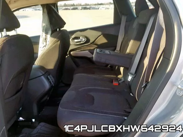 1C4PJLCBXHW642924 фото 7