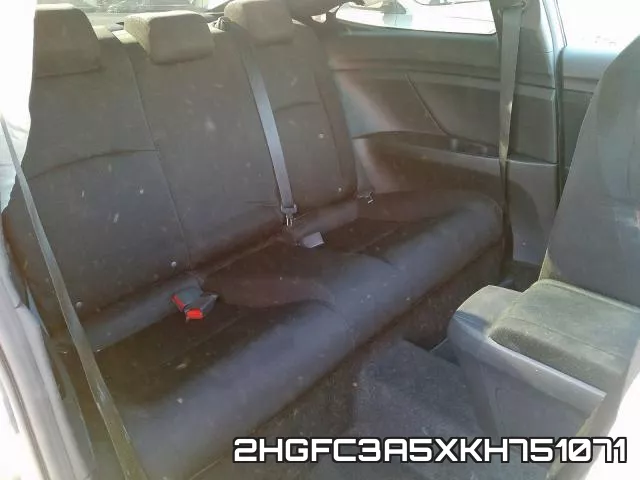 2HGFC3A5XKH751071 фото 7