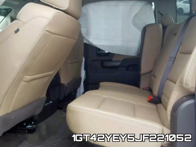 1GT42YEY5JF221052 фото 7