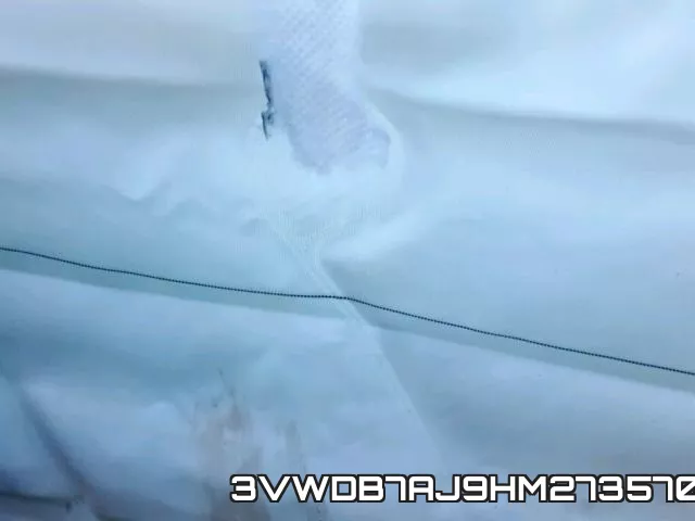 3VWDB7AJ9HM273570 фото 6