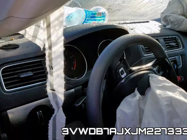 3VWDB7AJXJM227333 фото 9