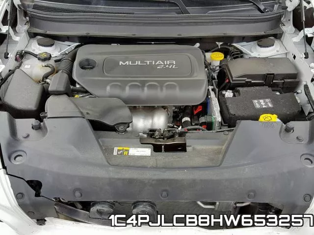 1C4PJLCB8HW653257 фото 8