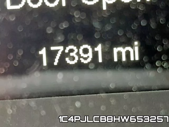 1C4PJLCB8HW653257 фото 9