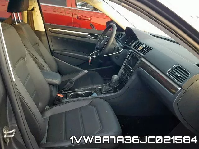 1VWBA7A36JC021584 фото 6