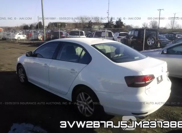 3VW2B7AJ5JM237386 фото 4