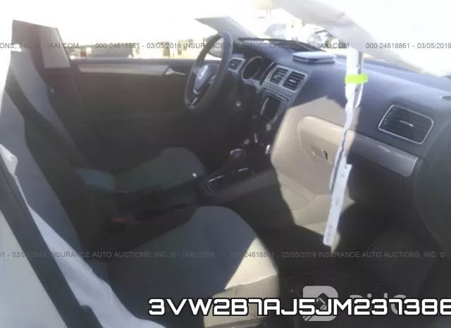 3VW2B7AJ5JM237386 фото 6