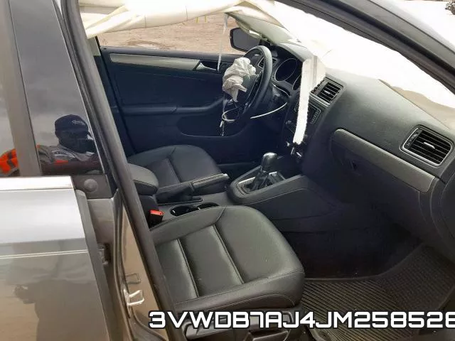 3VWDB7AJ4JM258528 фото 6