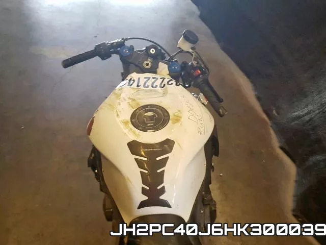 JH2PC40J6HK300039 фото 6