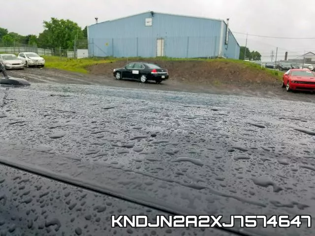 KNDJN2A2XJ7574647 фото 9