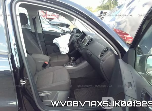 WVGBV7AX5JK001323 фото 6