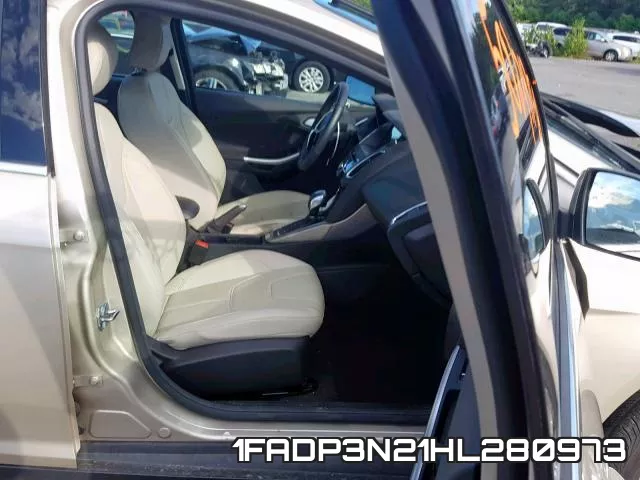 1FADP3N21HL280973 фото 6