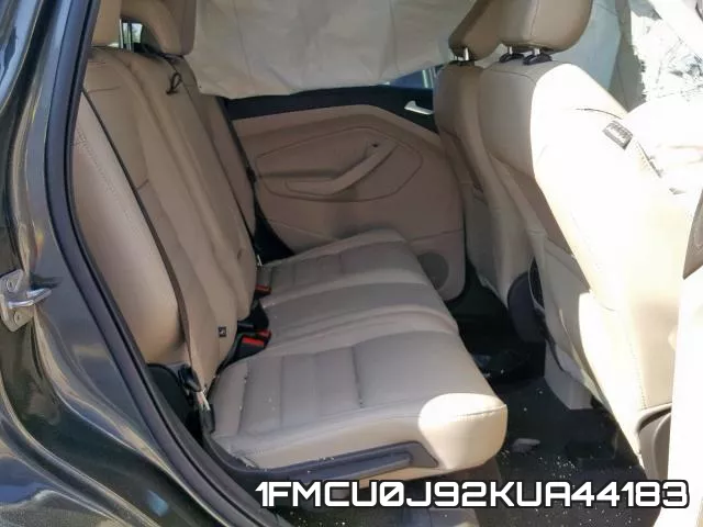 1FMCU0J92KUA44183 фото 7