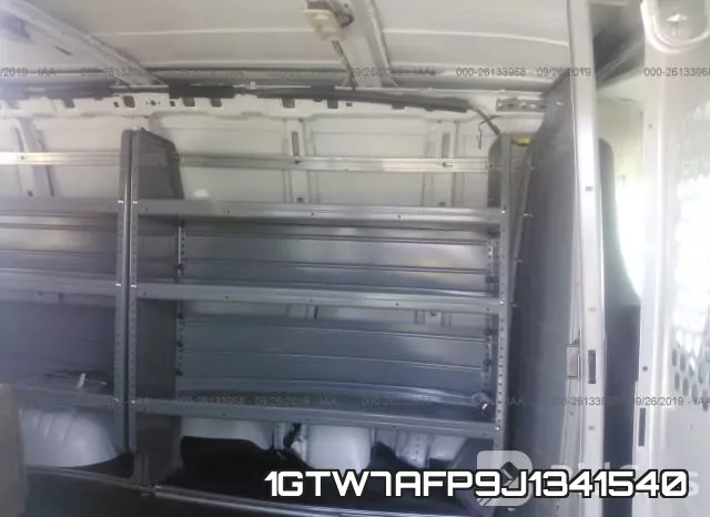 1GTW7AFP9J1341540 фото 9