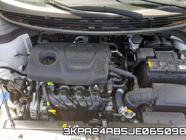 3KPA24AB5JE065098 фото 8
