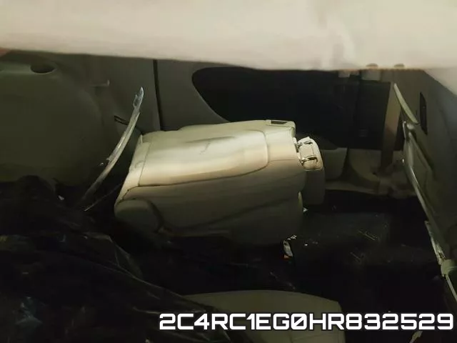 2C4RC1EG0HR832529 фото 7