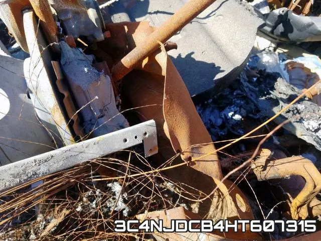3C4NJDCB4HT607315 фото 2
