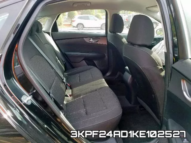 3KPF24AD1KE102527 фото 7