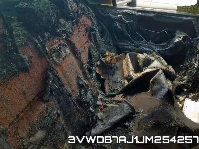 3VWDB7AJ1JM254257 фото 7