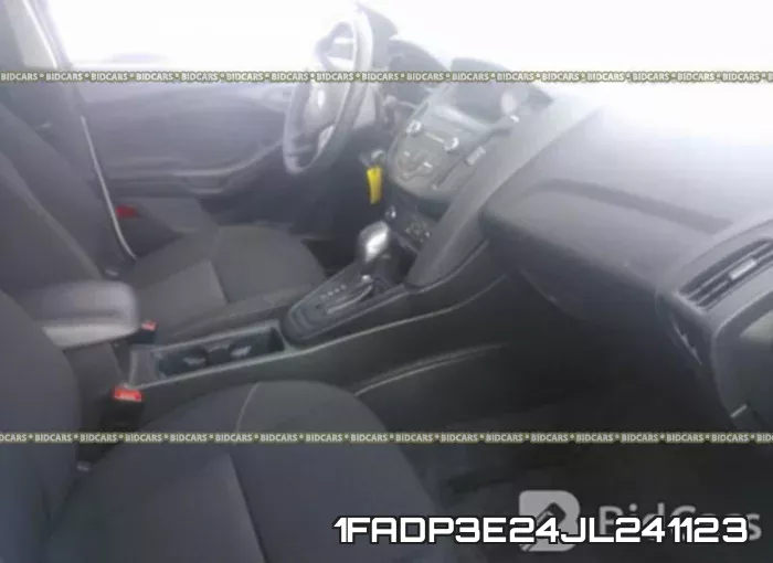 1FADP3E24JL241123 фото 6