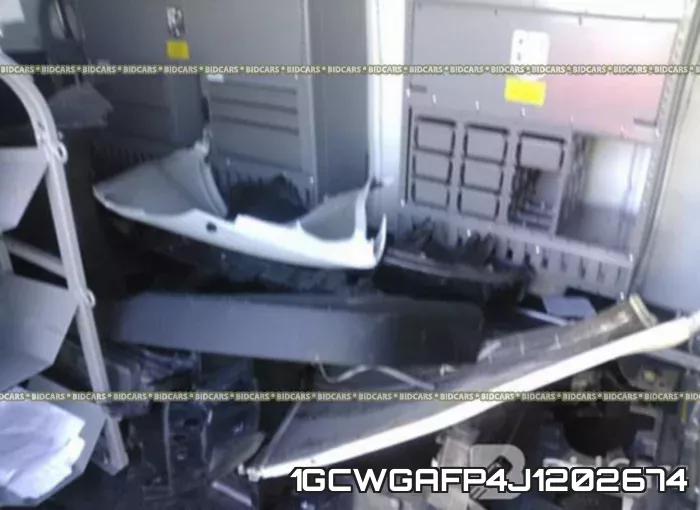 1GCWGAFP4J1202674 фото 9