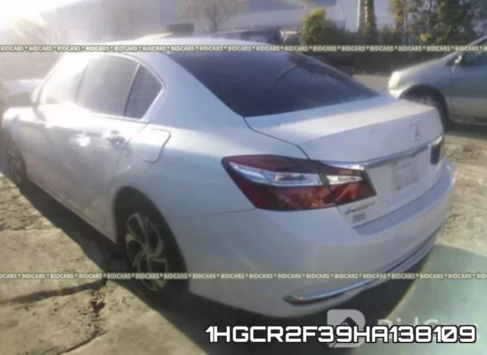 1HGCR2F39HA138109 фото 4