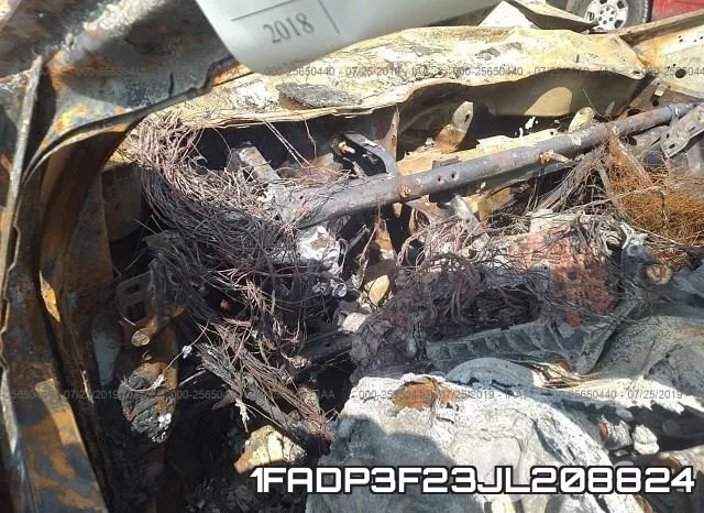 1FADP3F23JL208824 фото 8