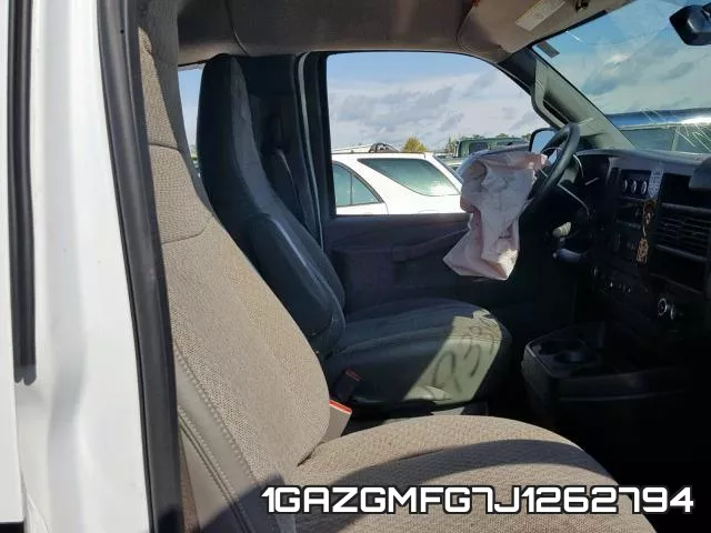 1GAZGMFG7J1262794 фото 6