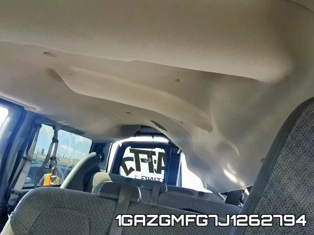 1GAZGMFG7J1262794 фото 10