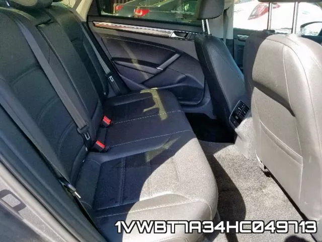 1VWBT7A34HC049713 фото 7