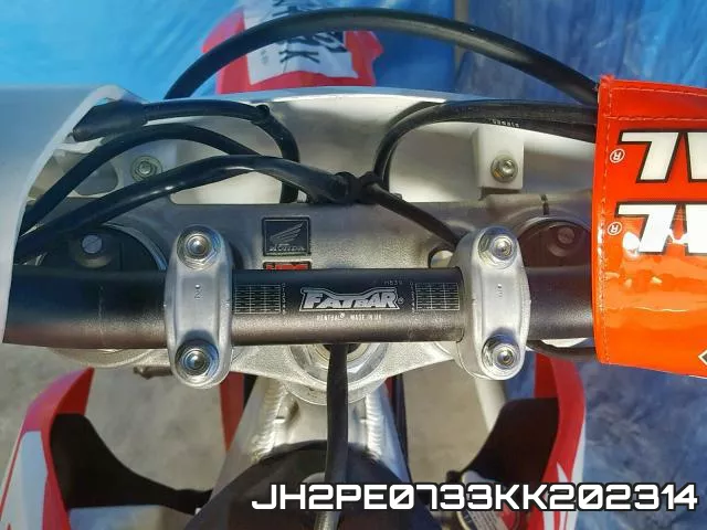 JH2PE0733KK202314 фото 9