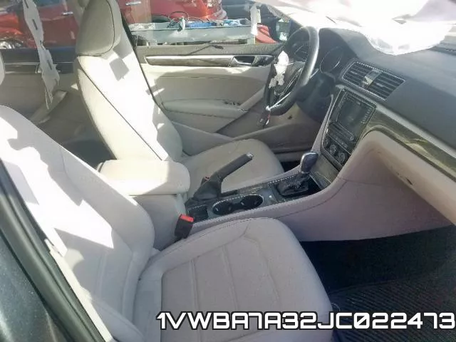 1VWBA7A32JC022473 фото 6