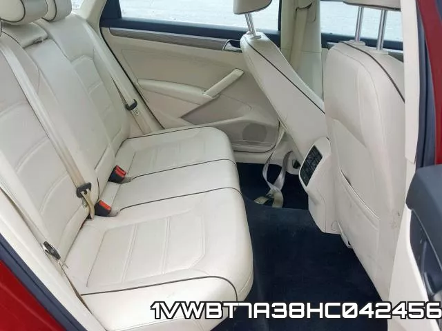 1VWBT7A38HC042456 фото 7
