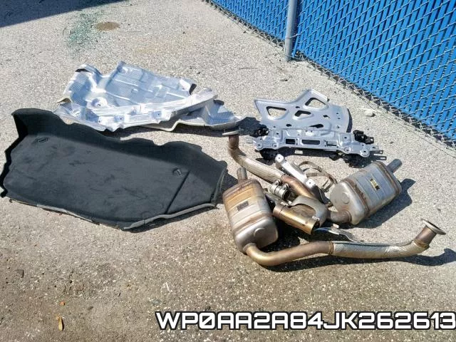 WP0AA2A84JK262613 фото 10