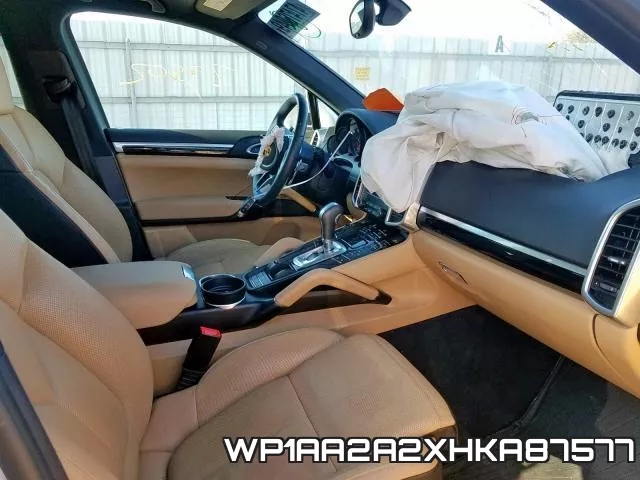 WP1AA2A2XHKA87577 фото 6