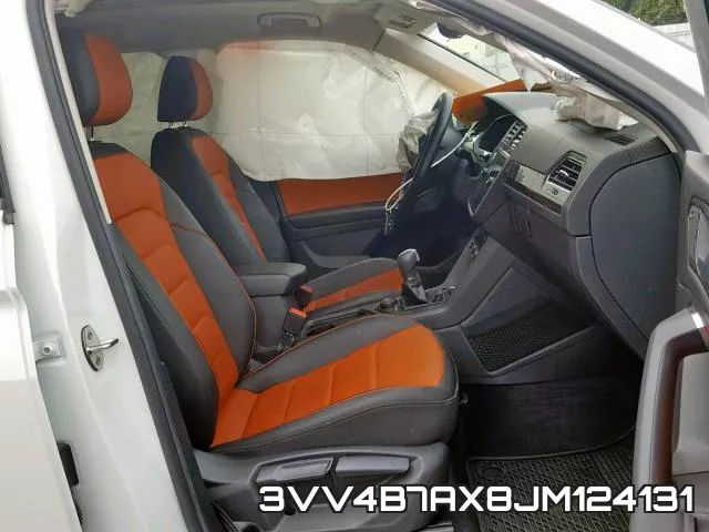 3VV4B7AX8JM124131 фото 6