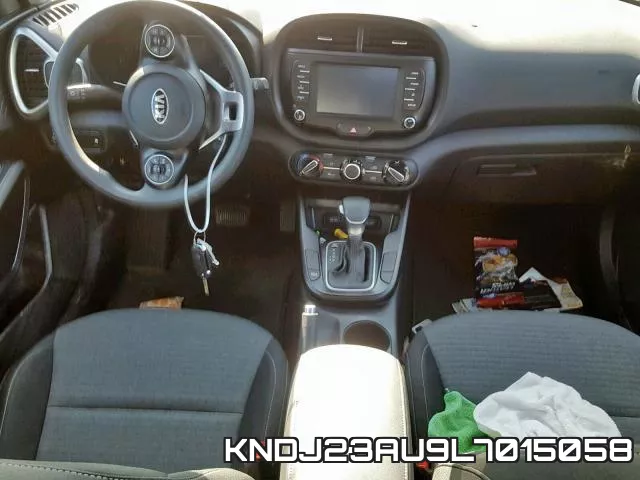 KNDJ23AU9L7015058 фото 10