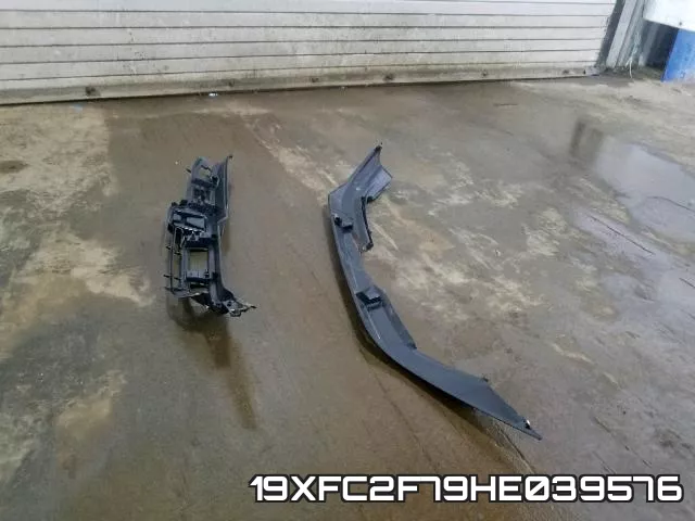 19XFC2F79HE039576 фото 10