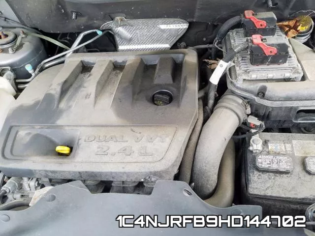 1C4NJRFB9HD144702 фото 8
