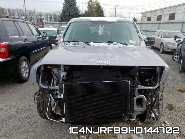 1C4NJRFB9HD144702 фото 10