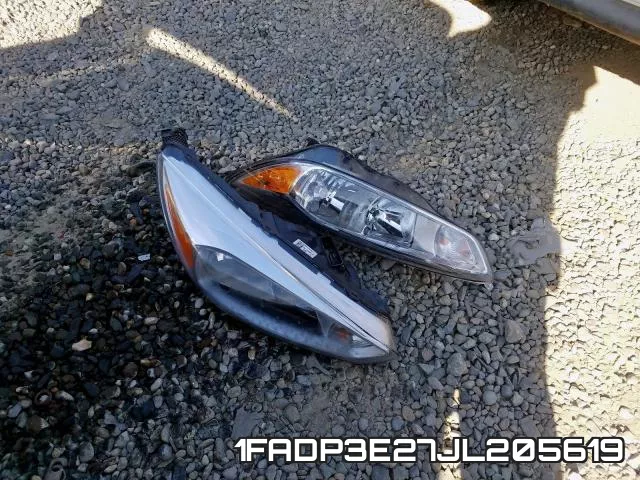 1FADP3E27JL205619 фото 10
