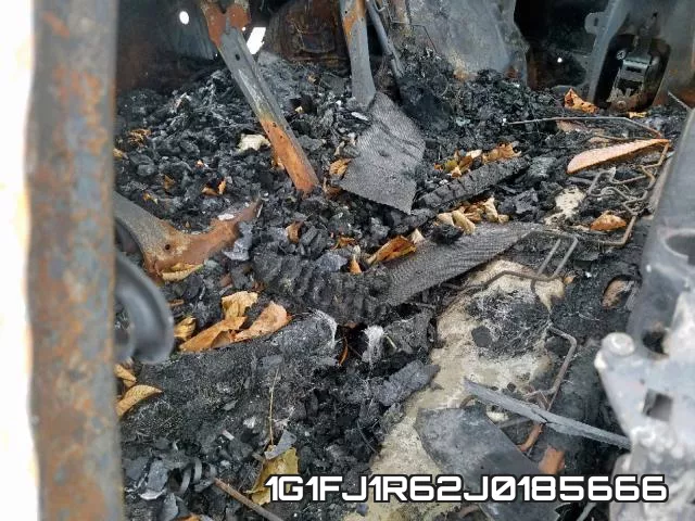 1G1FJ1R62J0185666 фото 7