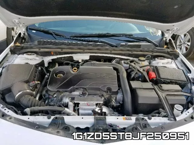 1G1ZD5ST8JF250951 фото 8