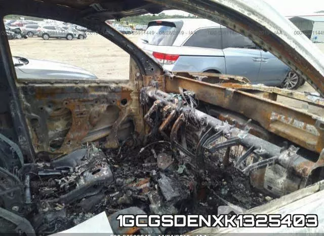 1GCGSDENXK1325403 фото 4