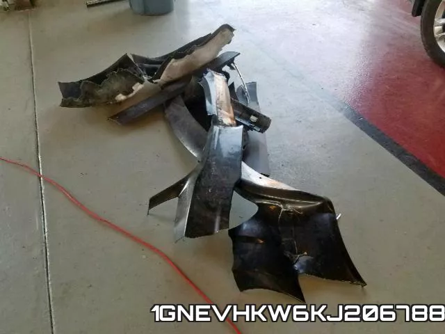 1GNEVHKW6KJ206788 фото 10