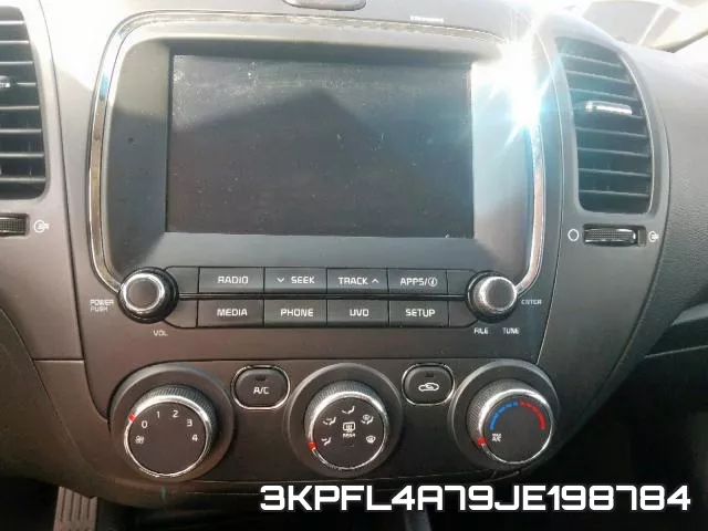 3KPFL4A79JE198784 фото 9